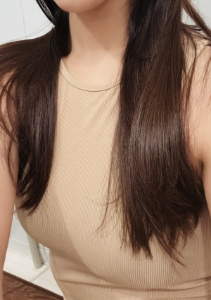 新人　瞳（ひとみ）3